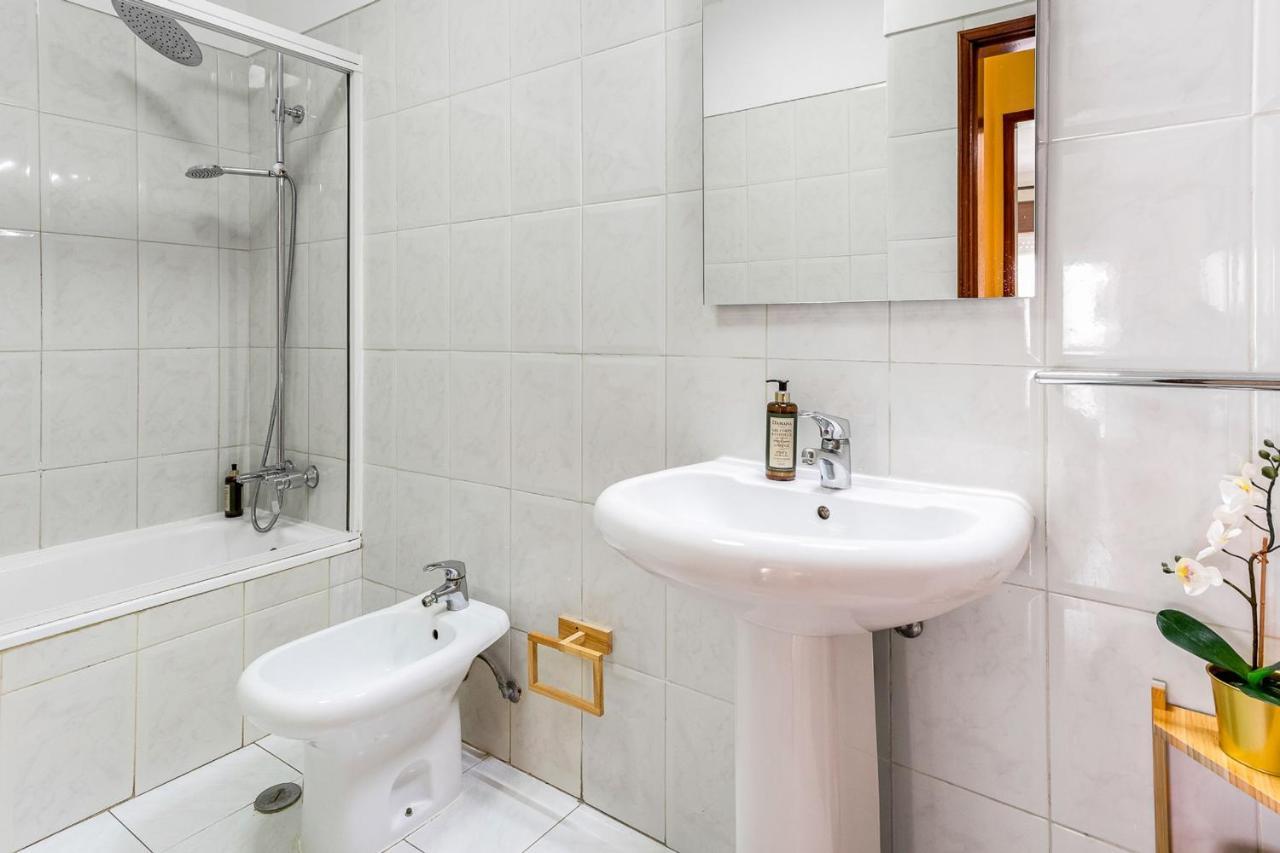 1Br Infante Flat In Quarteira By Lovelystay Buitenkant foto